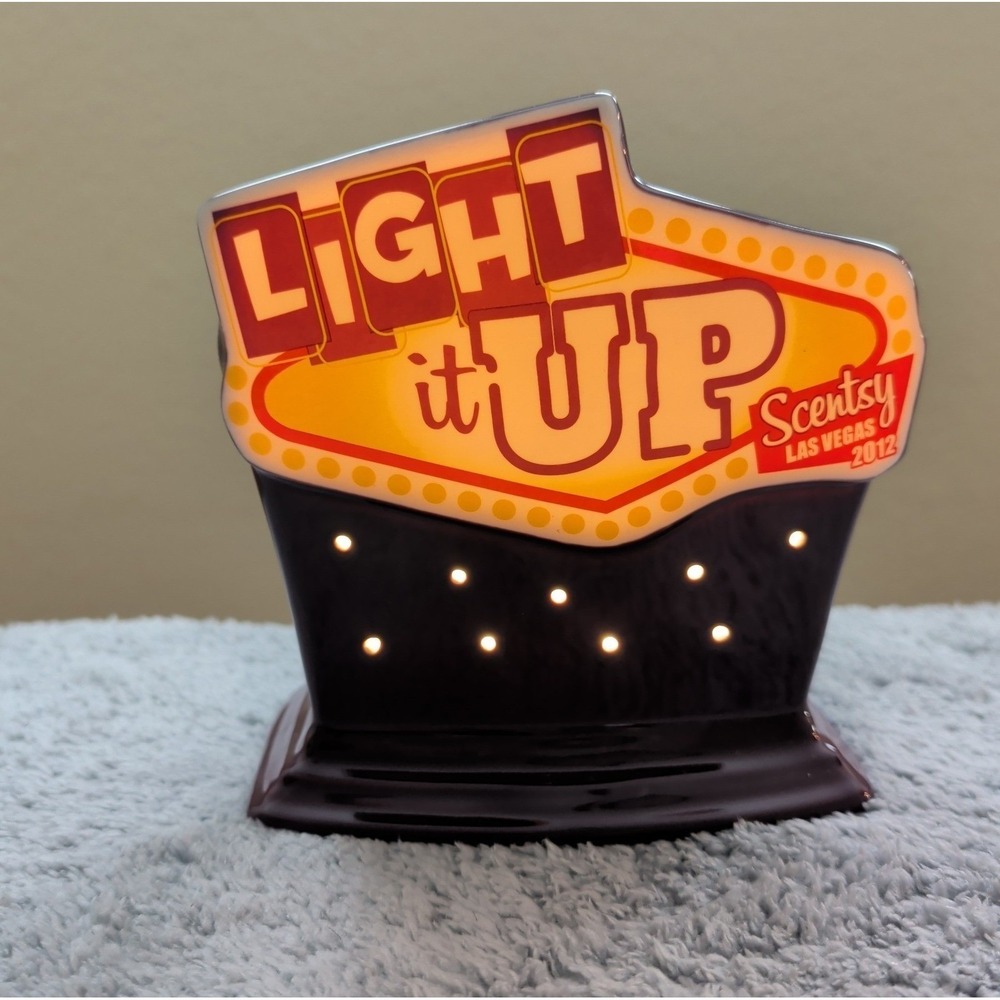 Scentsy Warmer Light It Up 2012 Convention Exclusive Las Vegas Marquee Open